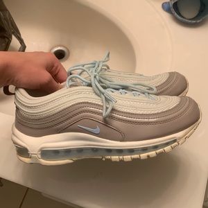 blue and purple nike air max 97